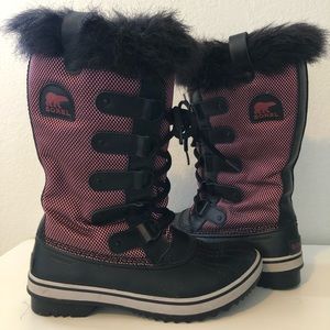 Sorel Tofino II Waterproof Winter Boots Pink, Women’s Size 6